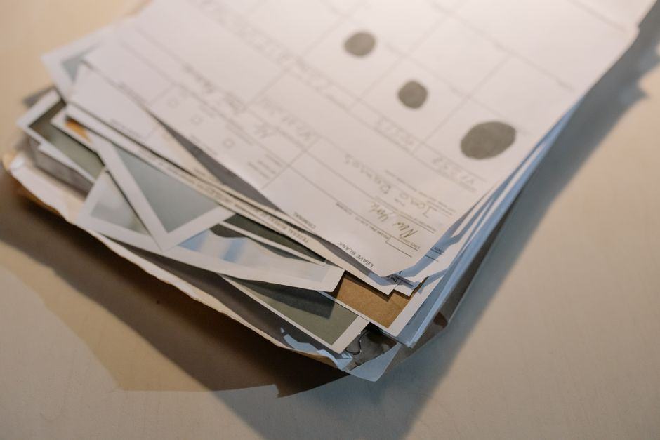 Pila desordenada de documentos